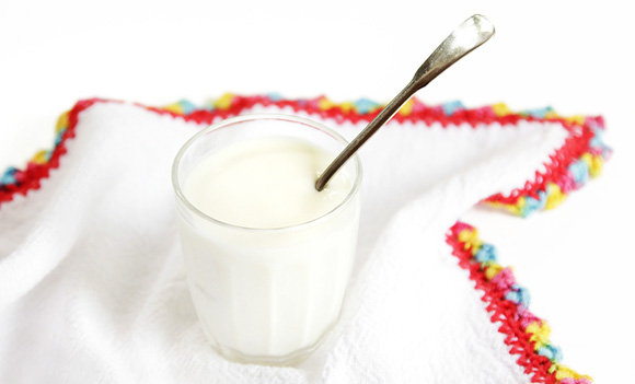 Como fazer iogurte caseiro e coalhada seca
