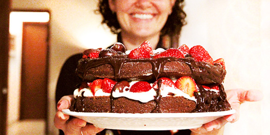 Receita Naked cake chocolate frutas vermelhas ICKFD